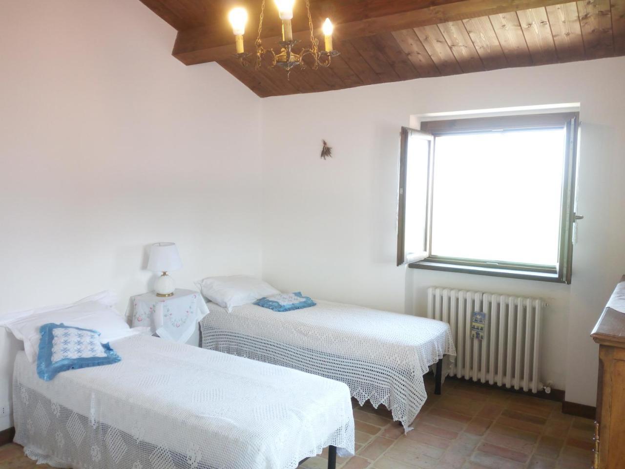 Casale San Martino Agriturismo Bio Sant'Angelo in Pontano Exterior photo
